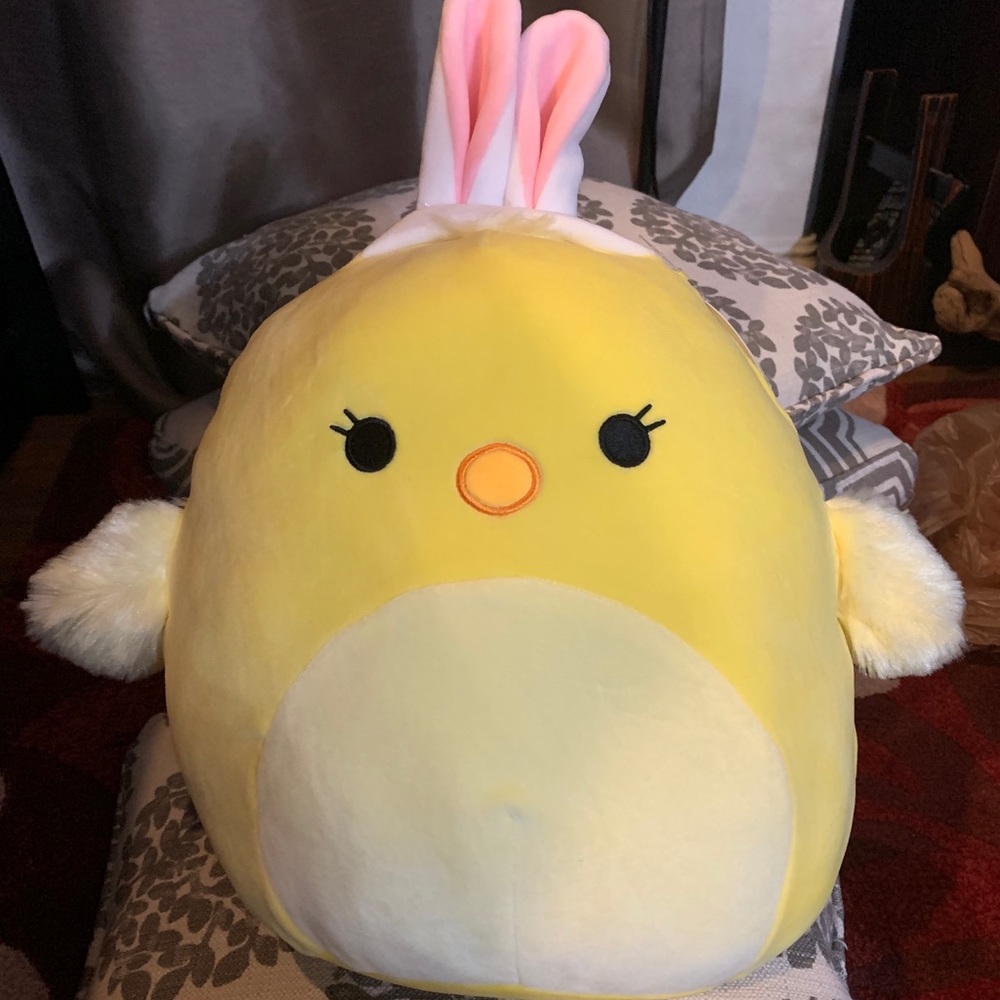 NWT AIMEE THE CHICKEN SQUISHMALLOW 12”